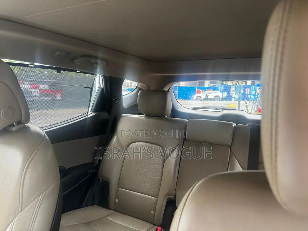 Hyundai Santa Fe 2018 White