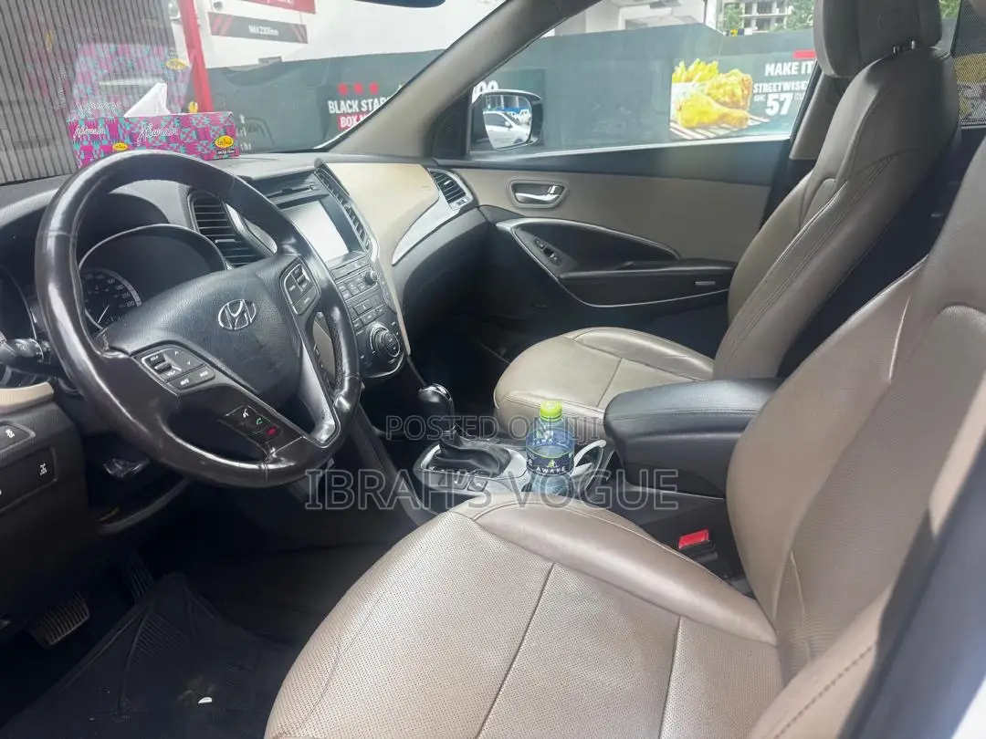 Hyundai Santa Fe 2018 White