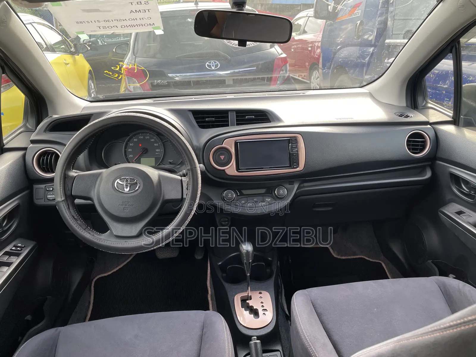 Toyota Vitz 1.3 FWD 5dr 2013 Burgundy