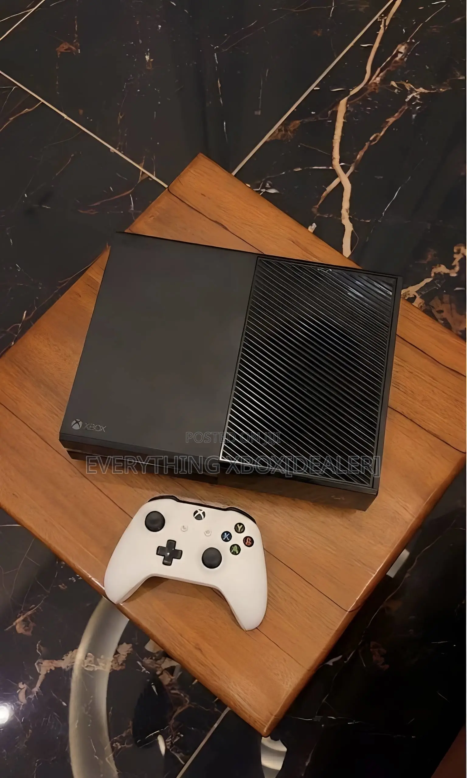 Previously Owned Xbox One | 500gb |1 Controller | Games Included