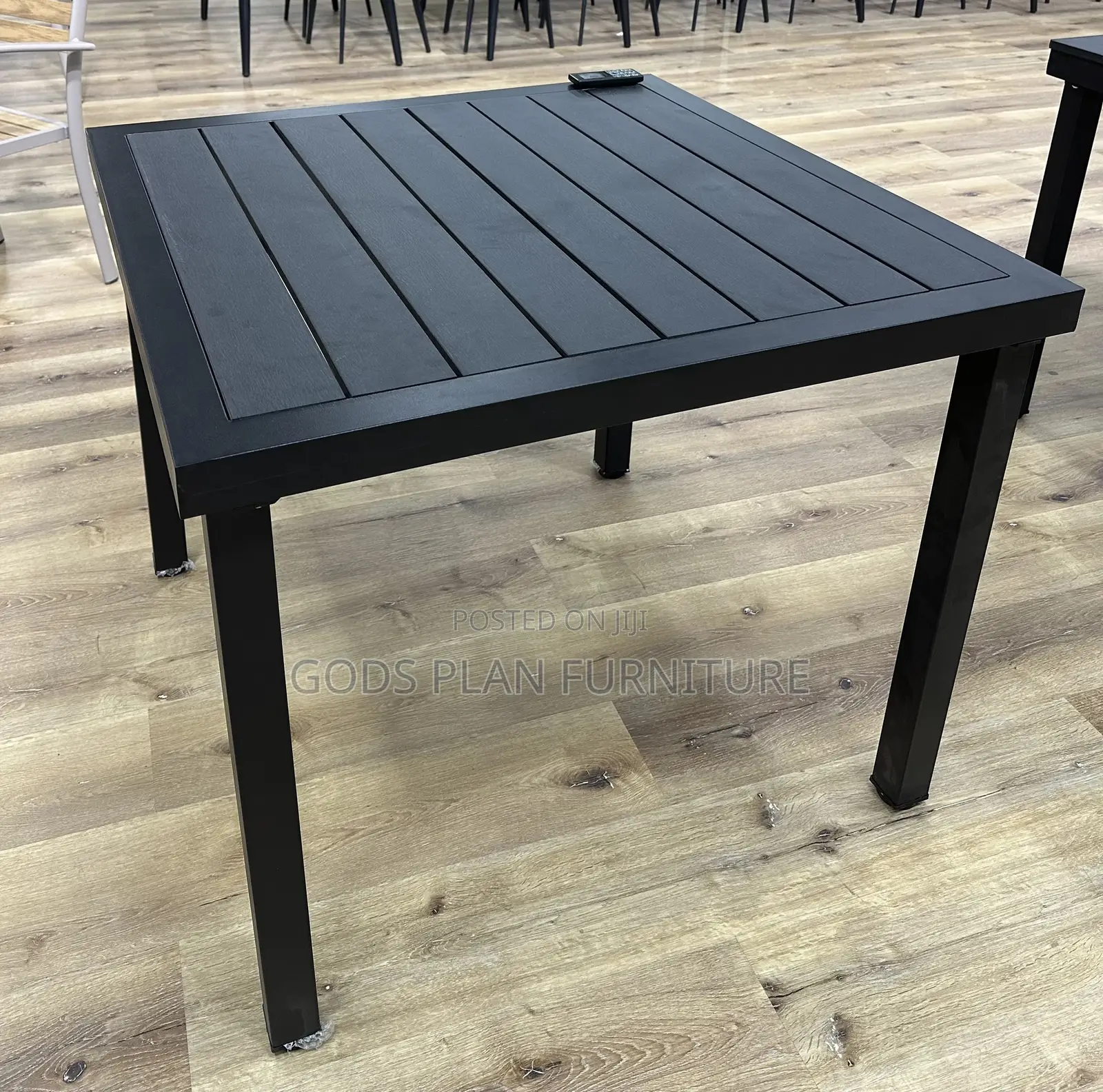 Outdoor Dining Table (90s)