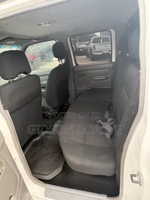 Nissan Hardbody 2020 White