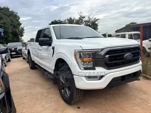 Ford F-150 XLT 2022 White