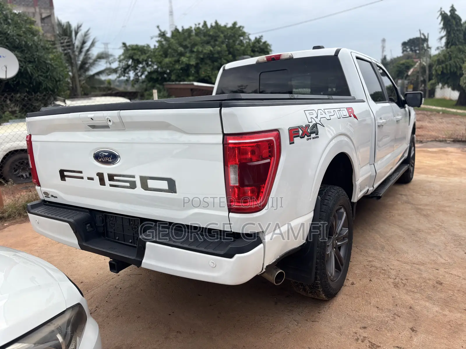 Ford F-150 XLT 2022 White