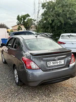 Nissan Sentra SV 2017 Gray