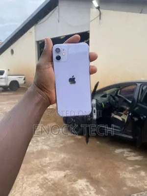 Apple iPhone 11 64 GB Purple