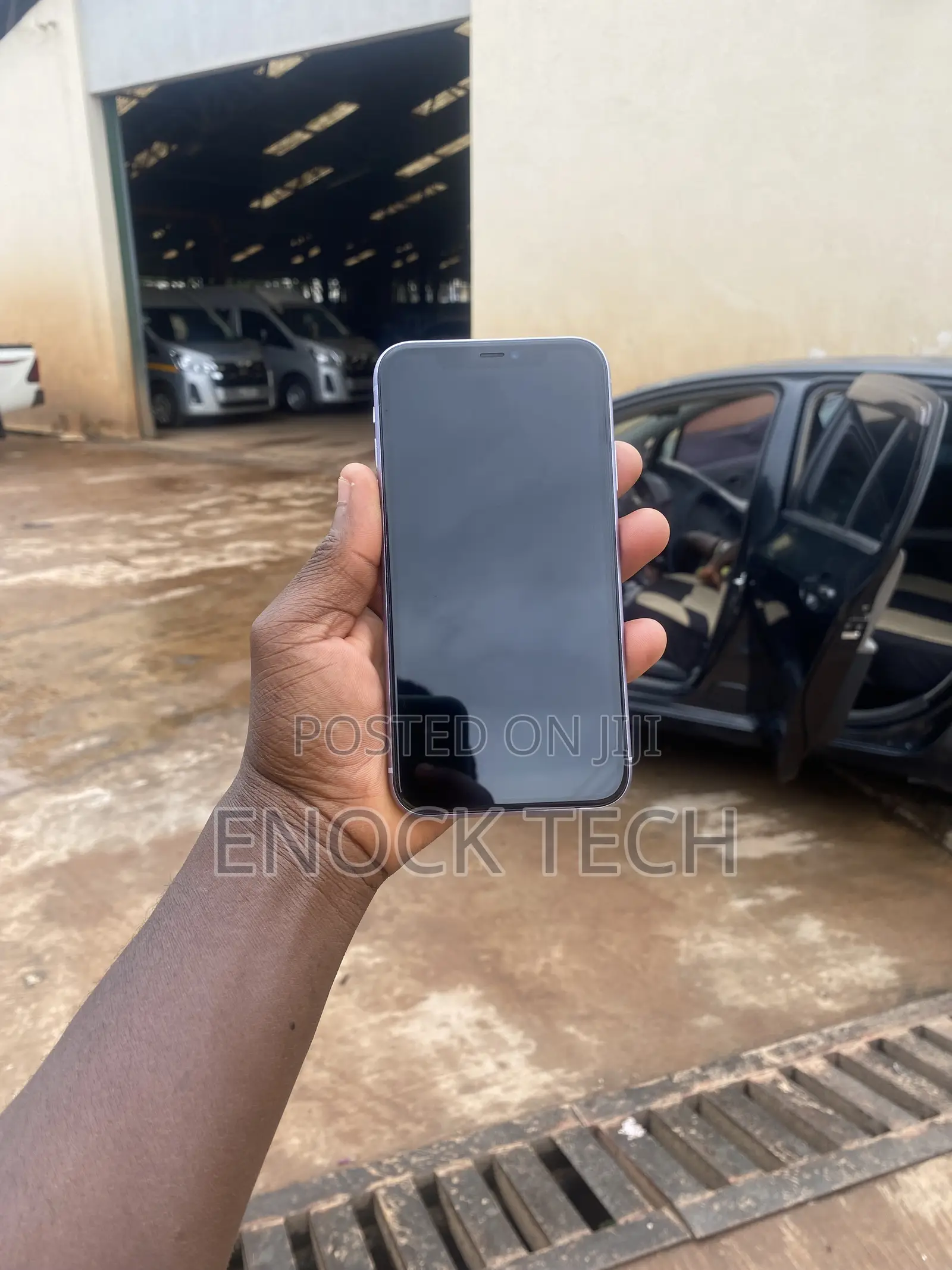Apple iPhone 11 64 GB Purple