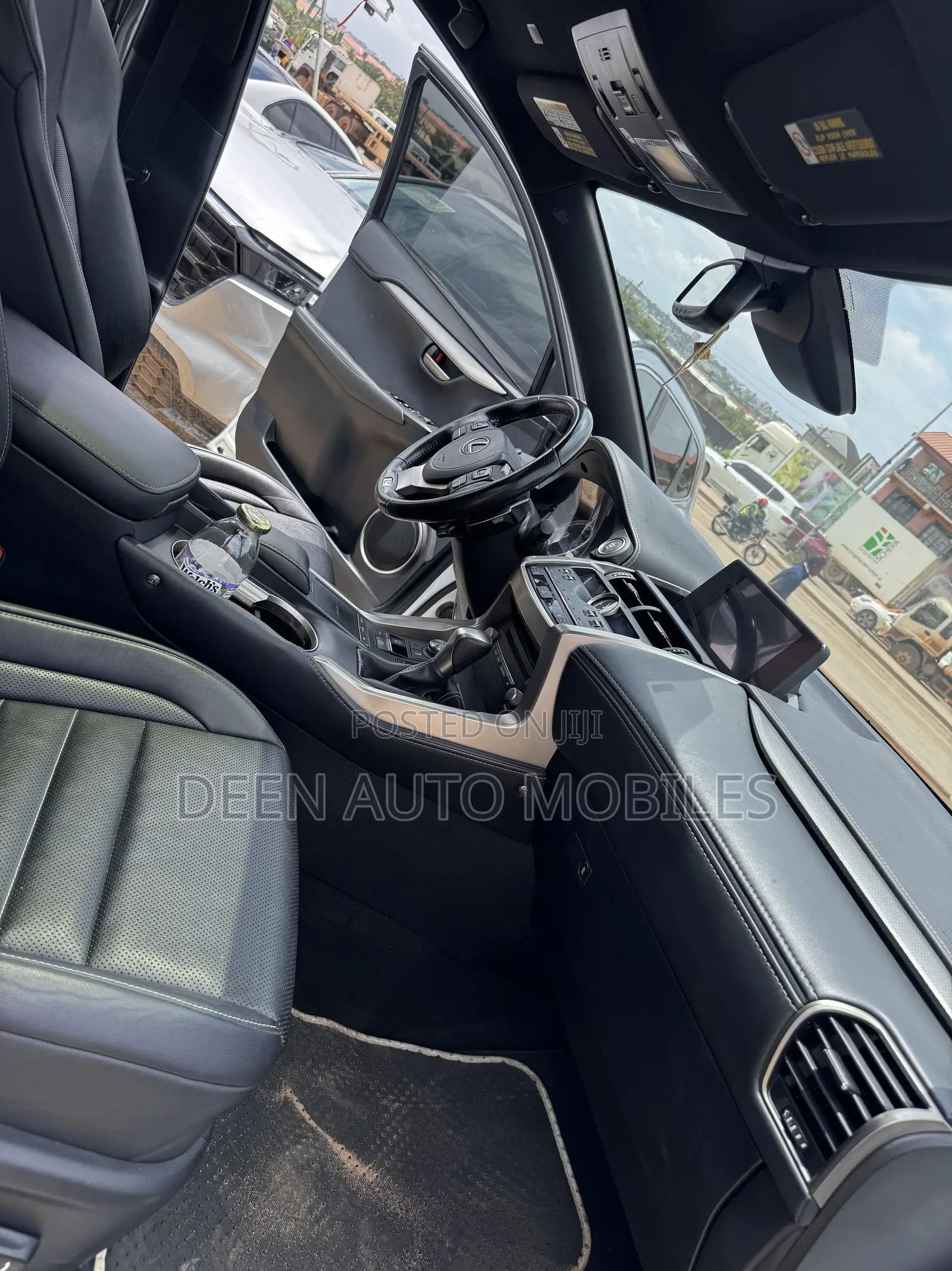 Lexus NX 300 AWD 2021 White