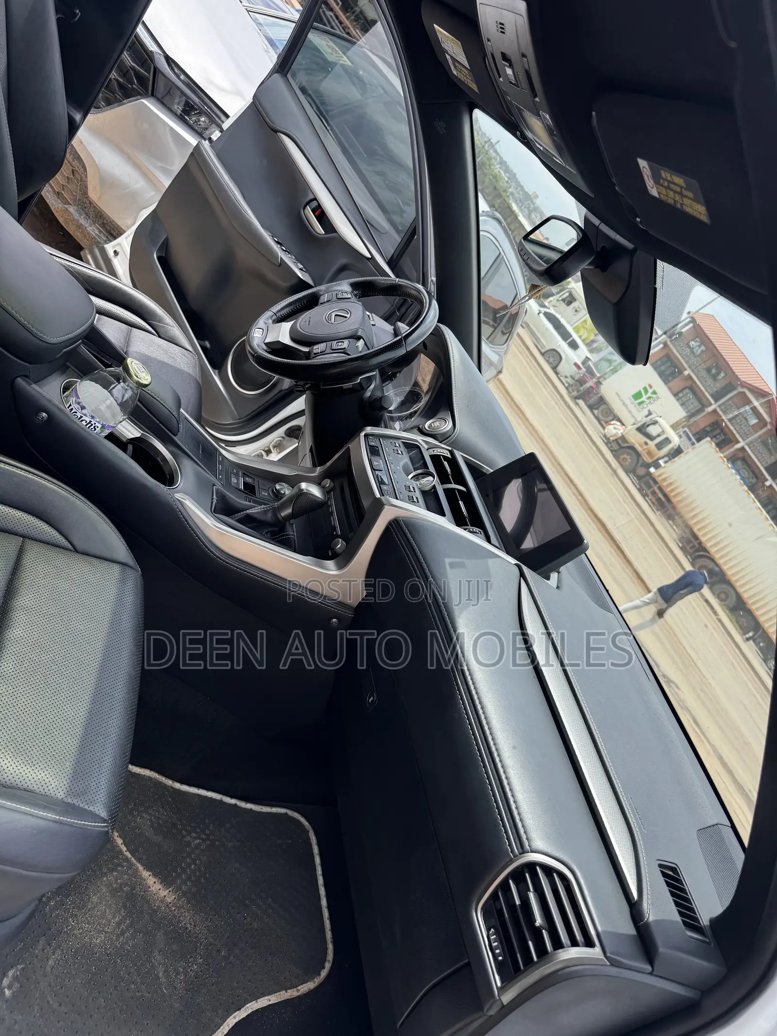Lexus NX 300 AWD 2021 White