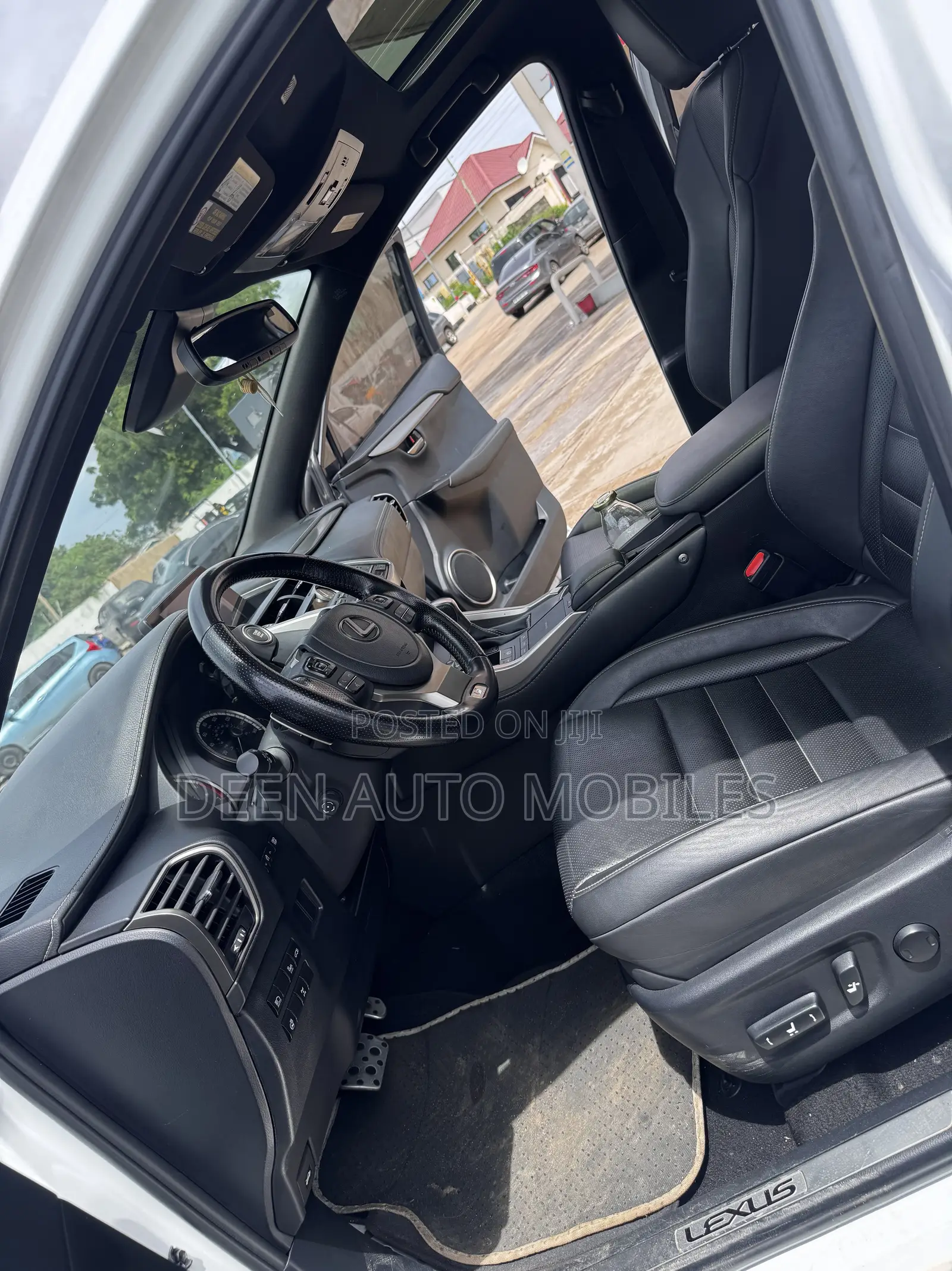 Lexus NX 300 AWD 2021 White