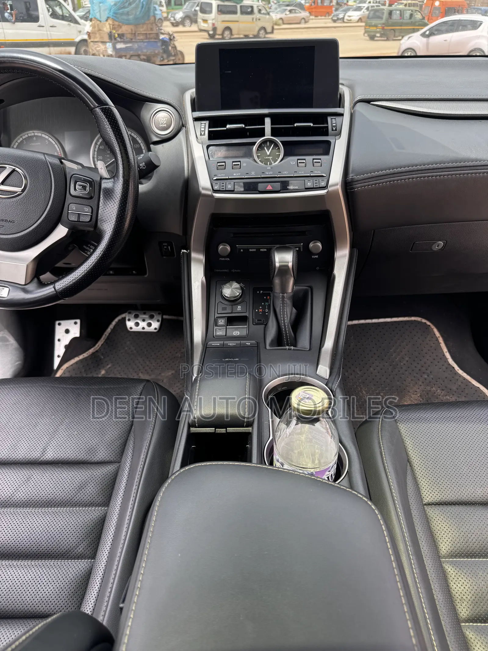 Lexus NX 300 AWD 2021 White