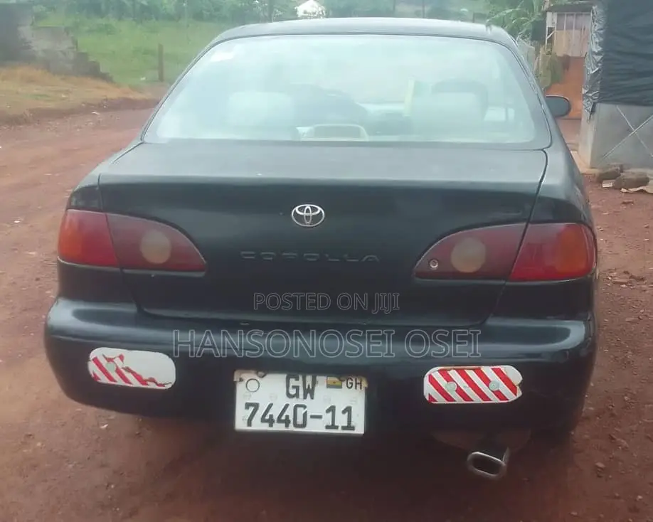 Toyota Corolla 2002 Black