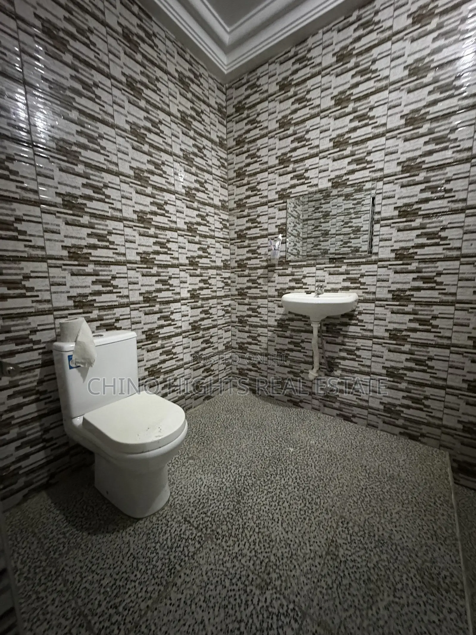 2bdrm Apartment in Community 25 for rent