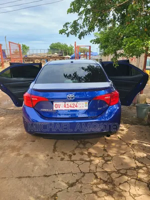 Toyota Corolla SE 4dr Sedan (1.8L 4cyl CVT) 2017 Blue