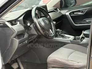 Toyota RAV4 2021 Black