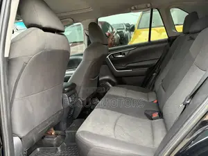 Toyota RAV4 2021 Black