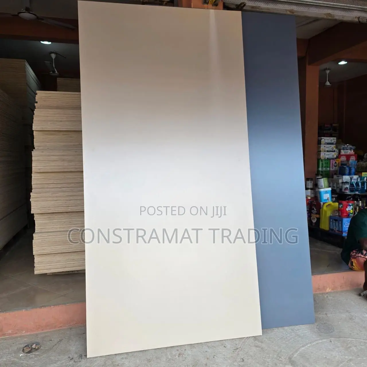 Semi Gloss Laminated Plywood