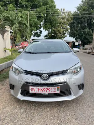 Toyota Corolla L 4dr Sedan (1.8L 4cyl 4A) 2015 Silver