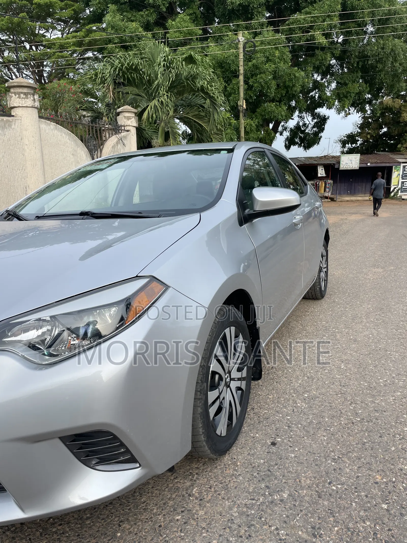 Toyota Corolla L 4dr Sedan (1.8L 4cyl 4A) 2015 Silver