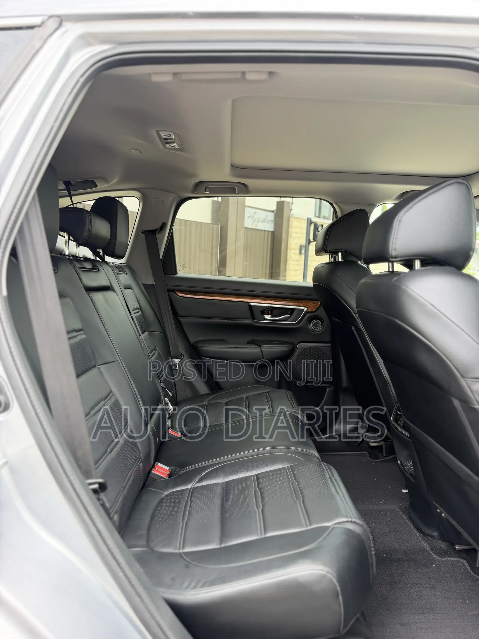 Honda CR-V Touring AWD 2020 Gray