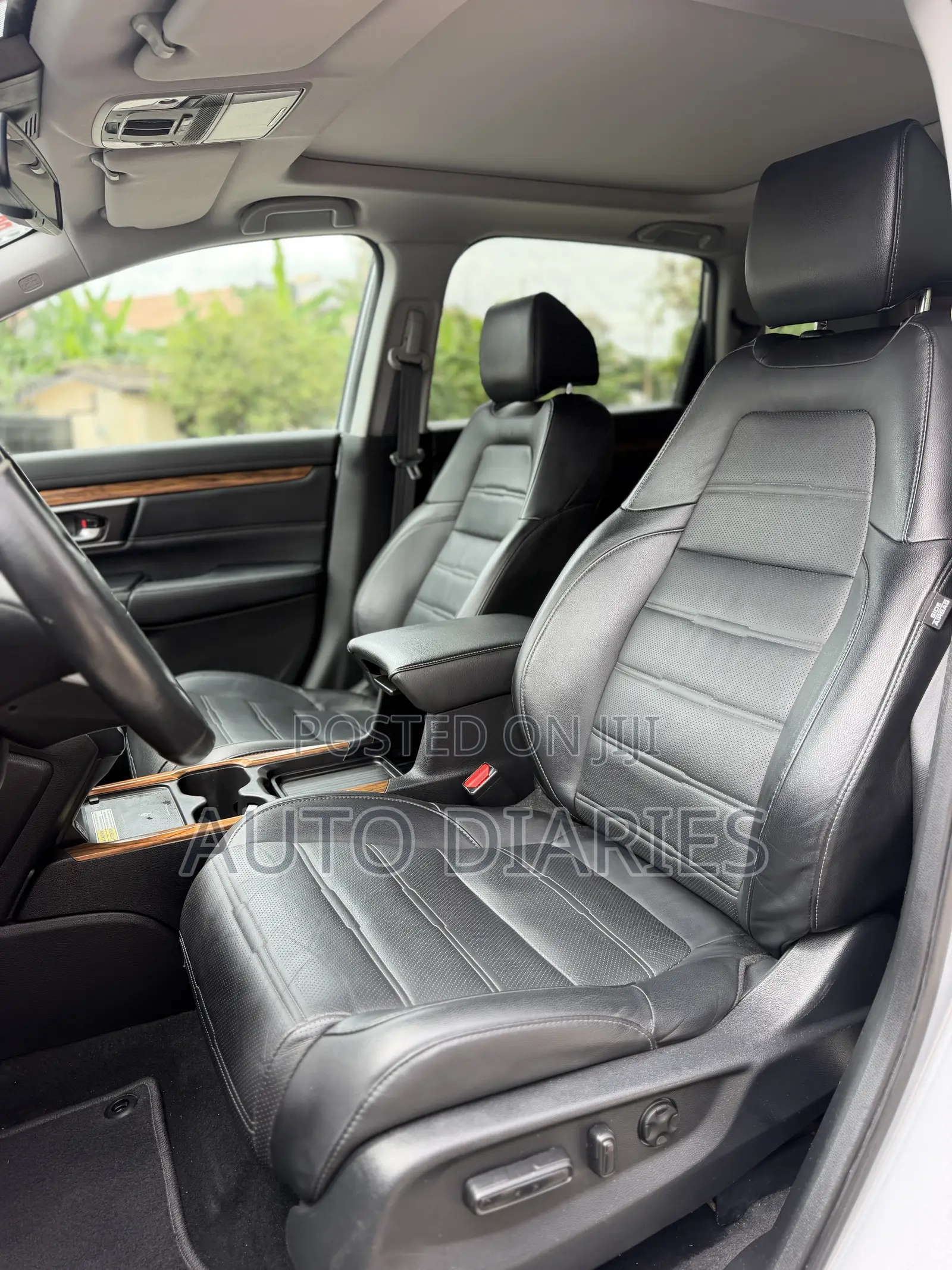 Honda CR-V Touring AWD 2020 Gray