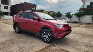 Toyota RAV4 2018 Red