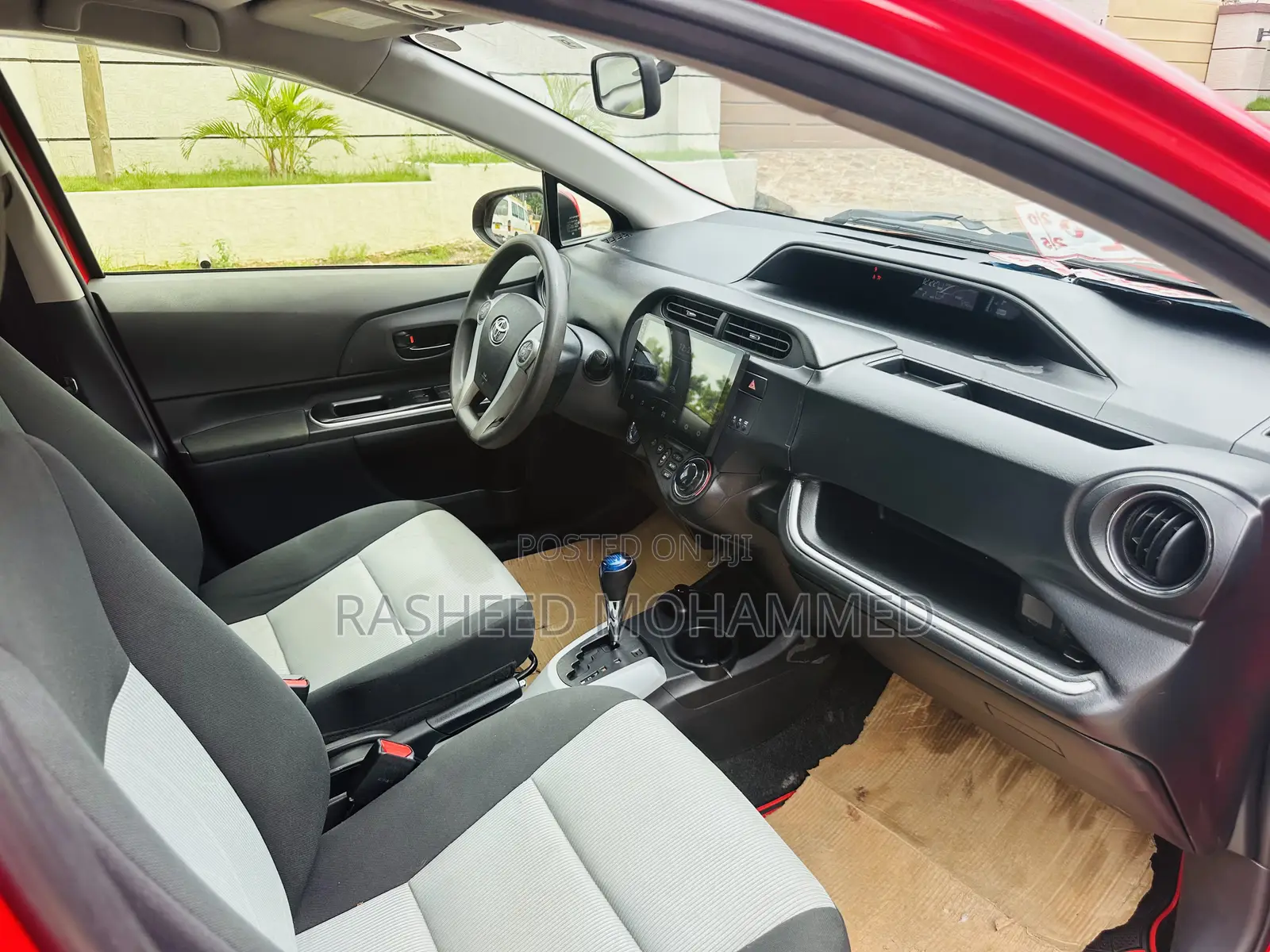 Toyota Aqua 2014 Red
