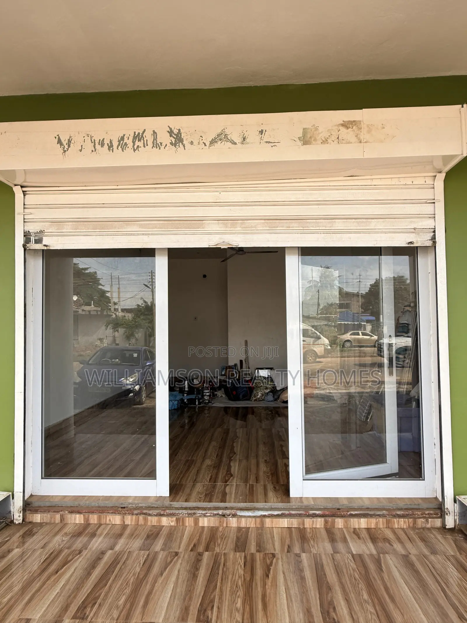 Downstairs Busy Shop/Store/Office Space/Showroom 4rent,Spintex