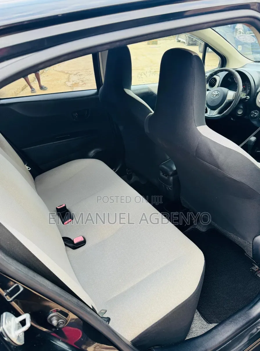 Toyota Vitz 2012 Black
