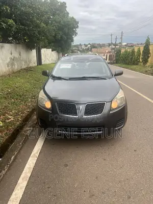 Pontiac Vibe 2010 Gray