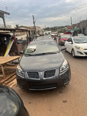 Pontiac Vibe 2010 Gray