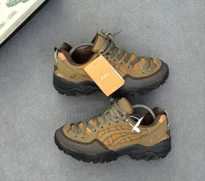 Original Asics Pickax Modern Safari Brown