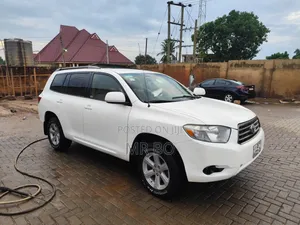 Toyota Highlander 2010 White