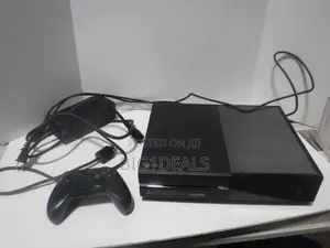 Xbox One With 5 Solid Games and a Controller