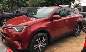 Toyota RAV4 2017 Red