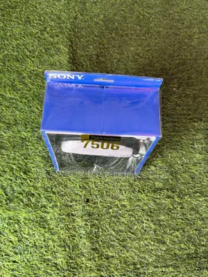 Sony MDR-7506 Headphones