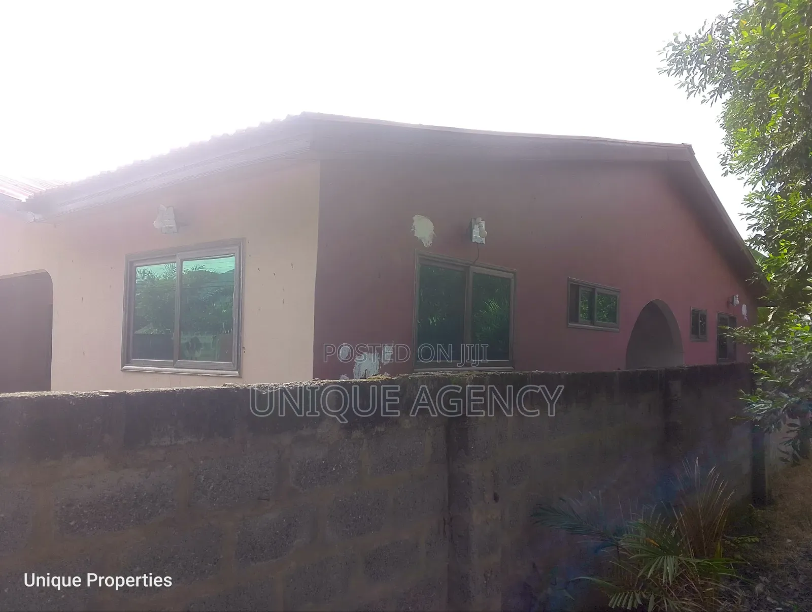 4bdrm Bungalow in Ghanata Area for rent