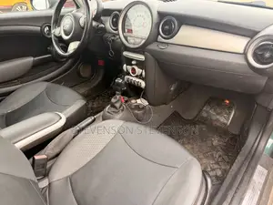 Mini Cooper John Cooper Works 2010 Green