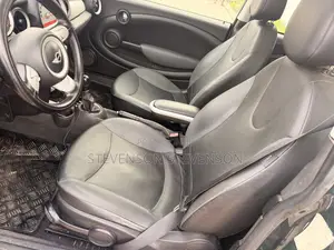 Mini Cooper John Cooper Works 2010 Green