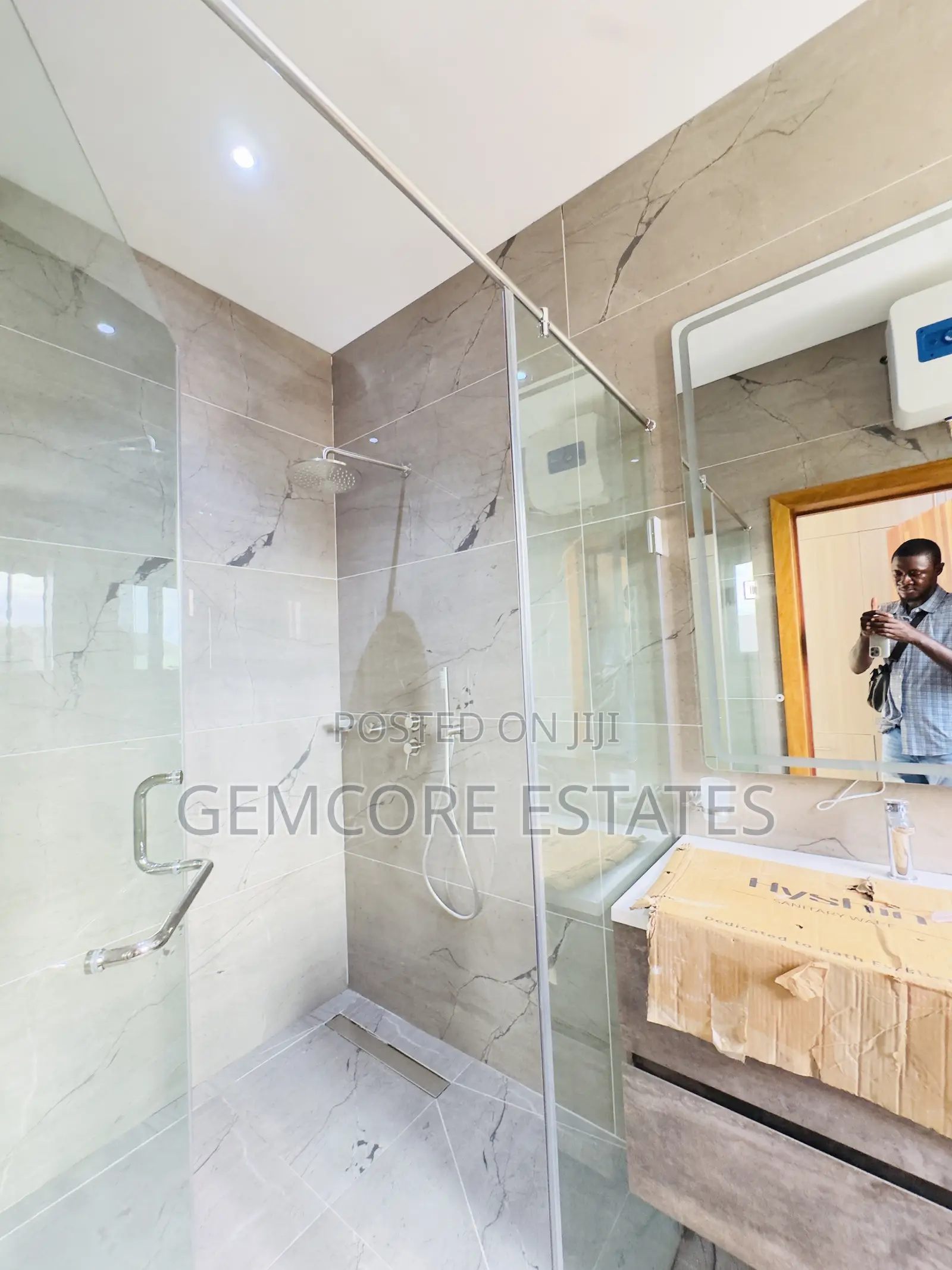 4bdrm Townhouse / Terrace in East Legon for rent