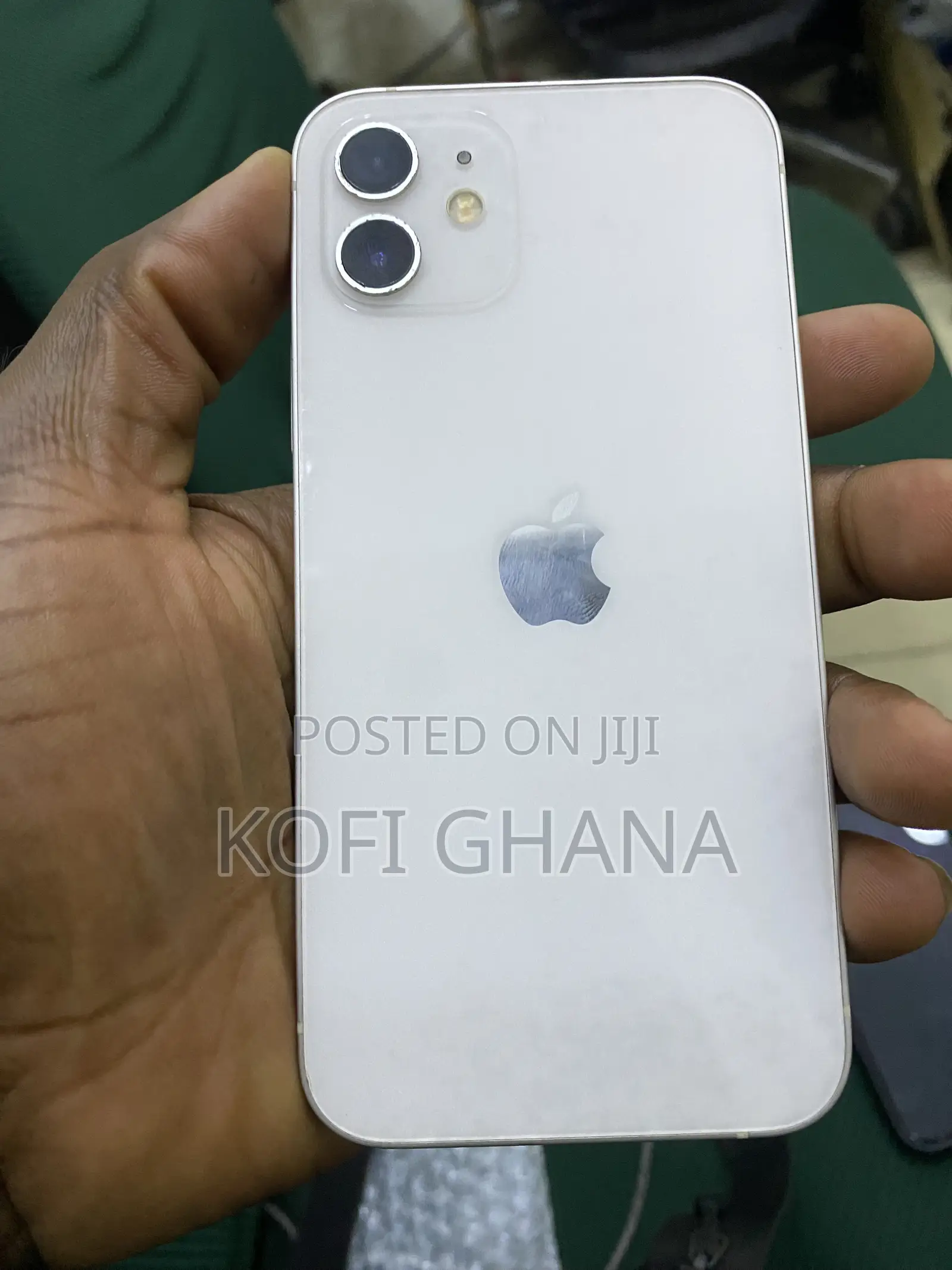 Apple iPhone 12 64 GB Silver