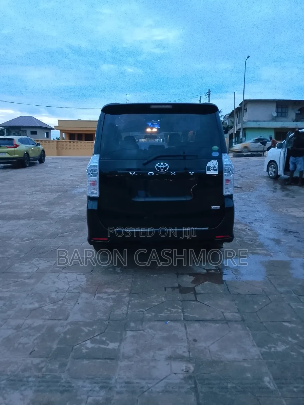Toyota Voxy 2013 Black
