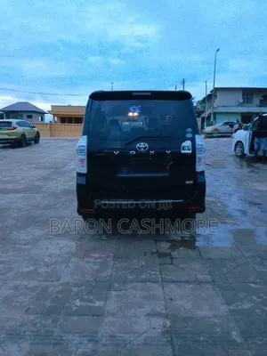 Toyota Voxy 2013 Black