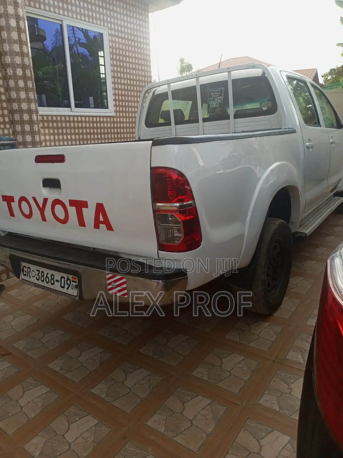Toyota Hilux 2.5 D-4D 4X4 SRX 2009 White