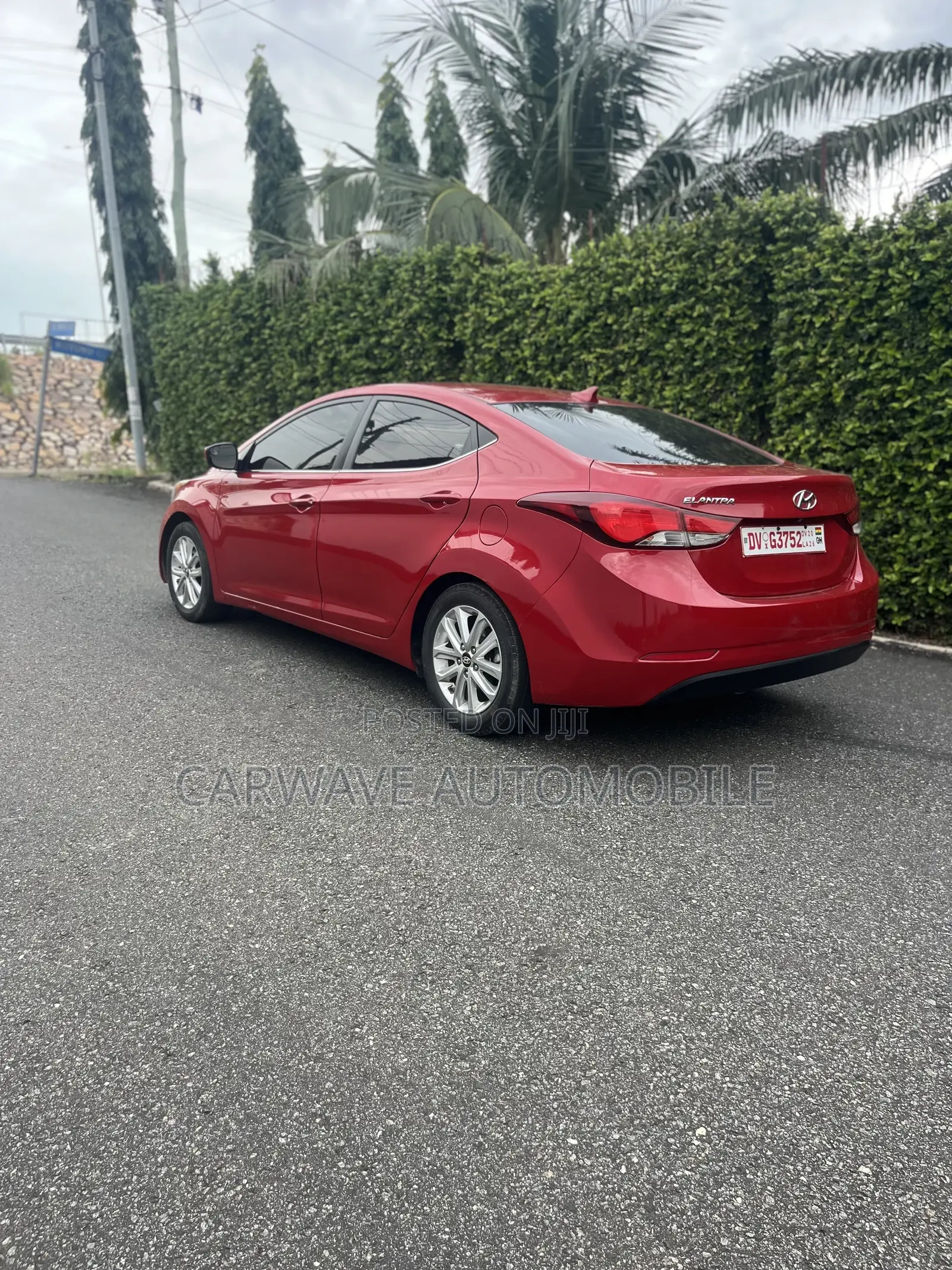 Hyundai Elantra SE 4dr Sedan (1.8L 4cyl 6A) 2015 Red