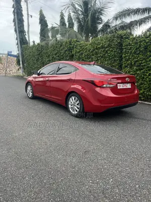 Hyundai Elantra SE 4dr Sedan (1.8L 4cyl 6A) 2015 Red