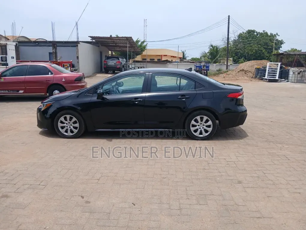 Toyota Corolla LE 2022 Black