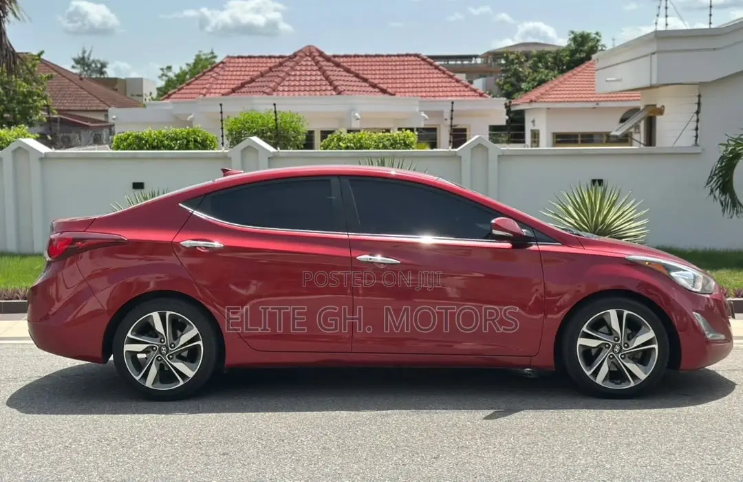 Hyundai Elantra Limited Sedan FWD (1.8L 4cyl 6A) 2016 Red