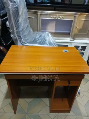Durable Office Desk With Drawer