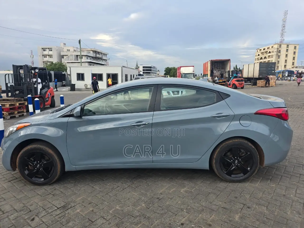Hyundai Elantra 2013 Blue